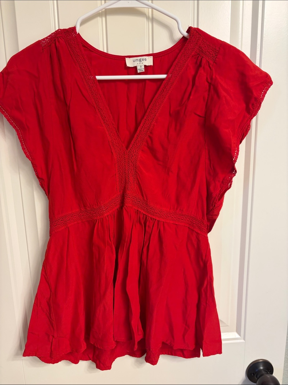 Umgee Bright Red V-Neck Lace Trim Flutter Sleeve Top